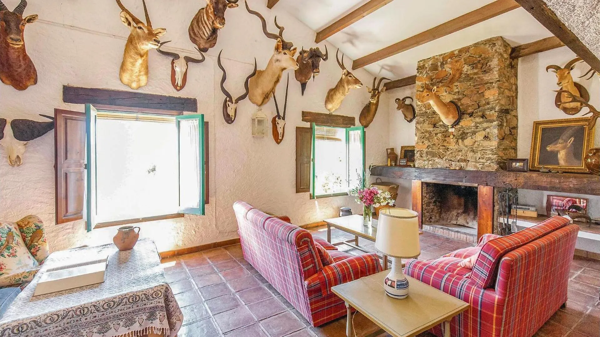 3 Bedroom Nice Home In Higuera De La Sierra 伊格拉德拉谢拉